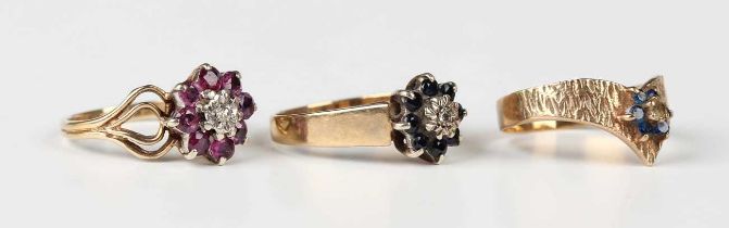 A 9ct gold, ruby and diamond nine stone cluster ring, London 1978, ring size approx N, a 9ct gold,