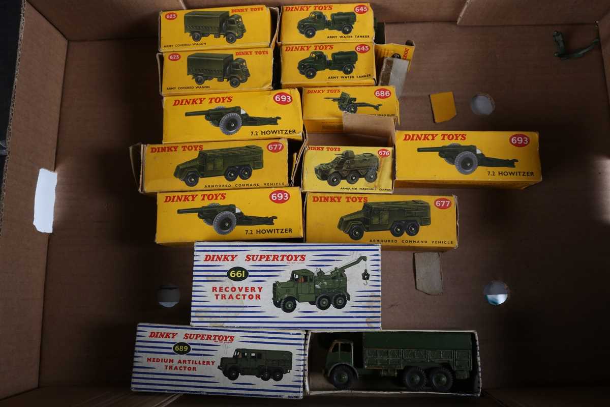 Lot De Jouets Anciens Dinky Toys – Armée (Super Toys Army) – Occasion