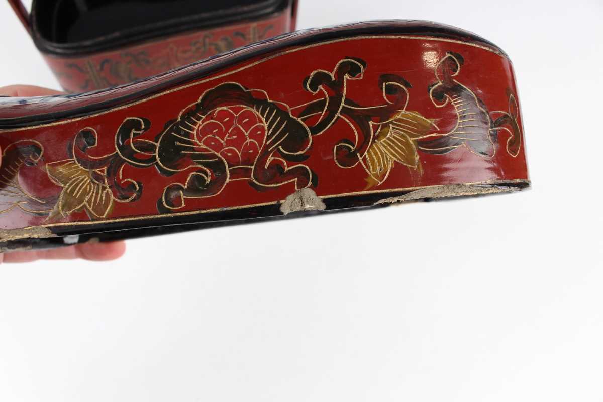 A Chinese red lacquer three-tier box with overhead handle, late 19th/early 20th century, decorated - Image 12 of 46