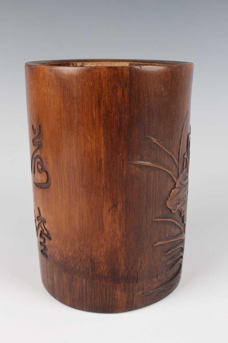 A Chinese bamboo brushpot, 20th century, the exterior carved in low relief with lotus opposing - Image 4 of 10