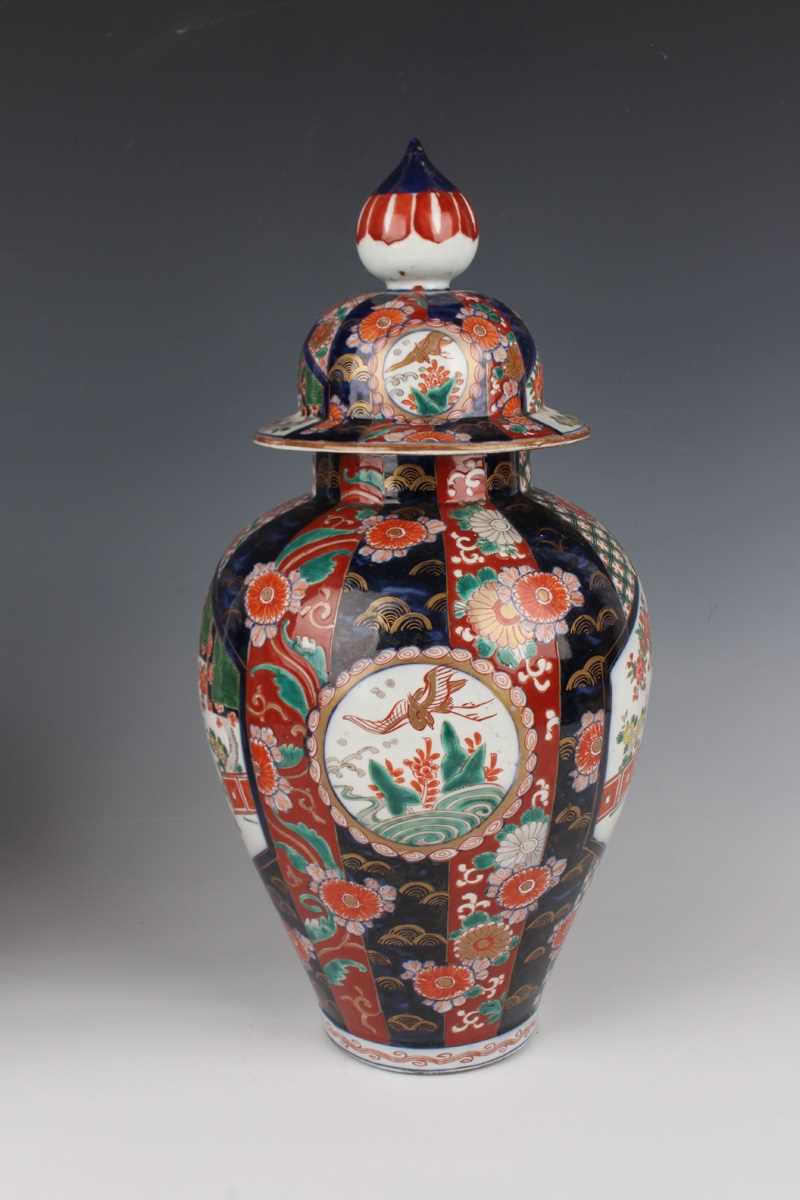 A pair of Japanese Imari porcelain vases and covers, Meiji period, each ovoid body and domed cover - Image 5 of 20