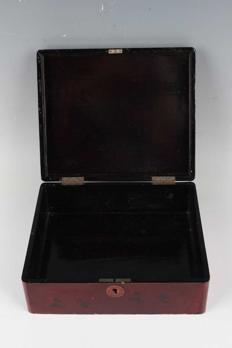 A Chinese red lacquer three-tier box with overhead handle, late 19th/early 20th century, decorated - Image 24 of 46