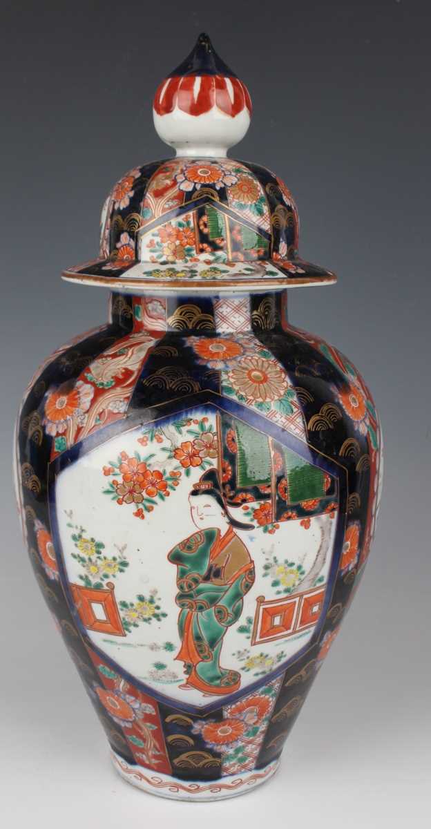 A pair of Japanese Imari porcelain vases and covers, Meiji period, each ovoid body and domed cover - Image 13 of 20