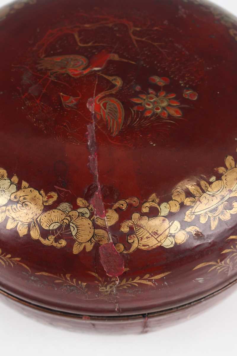 A Chinese red lacquer three-tier box with overhead handle, late 19th/early 20th century, decorated - Image 46 of 46