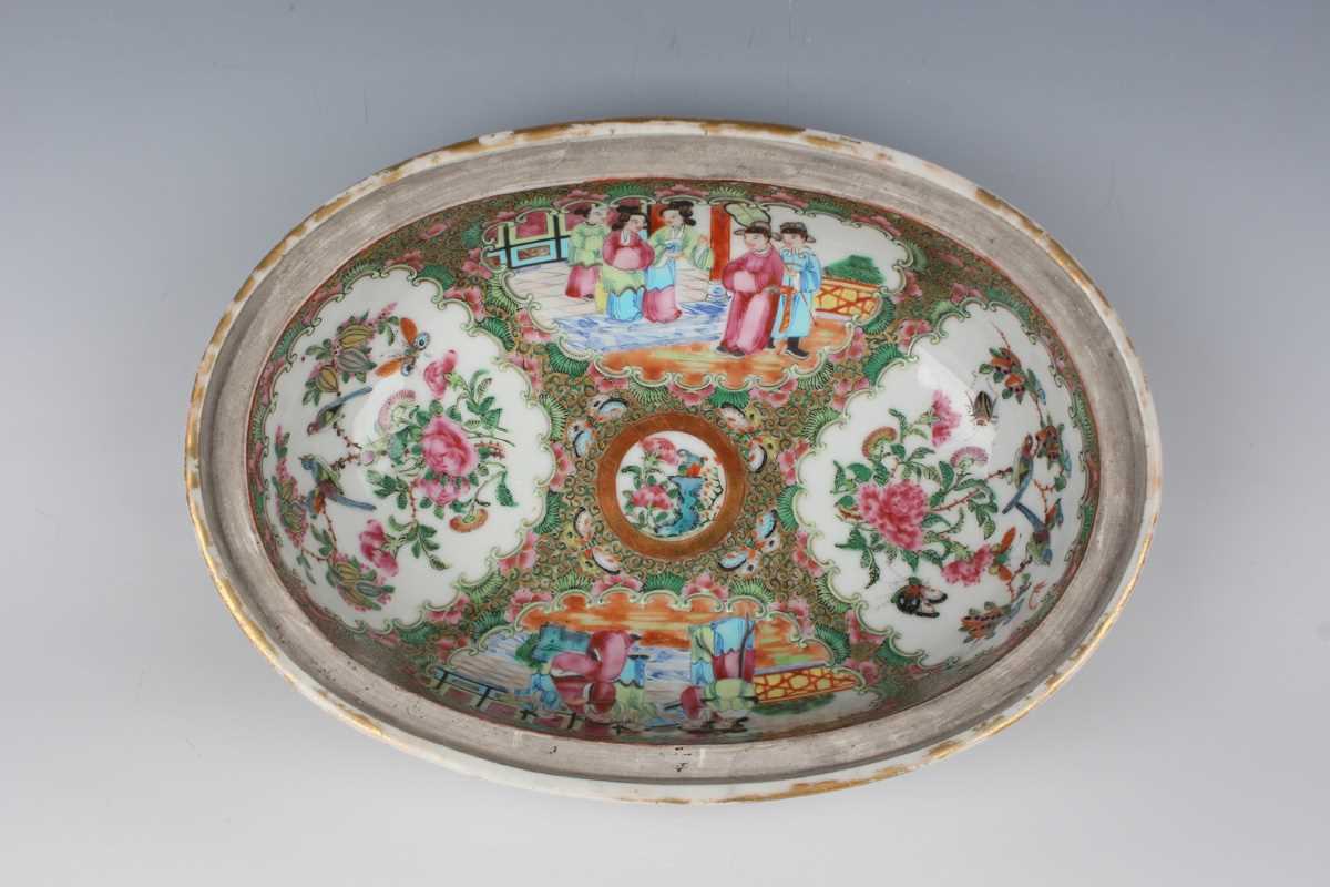 A Chinese Canton famille rose porcelain oval tureen and cover with gilt twin loop handle, mid to - Image 2 of 17
