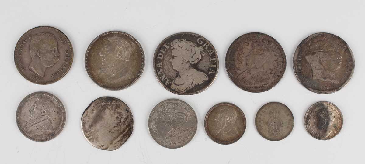 A collection of 18th, 19th and 20th century British and world coinage, including a George III - Image 3 of 5