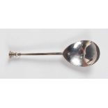 A James I provincial silver seal top spoon, probably East Anglian, with fig shaped bowl, the tapered