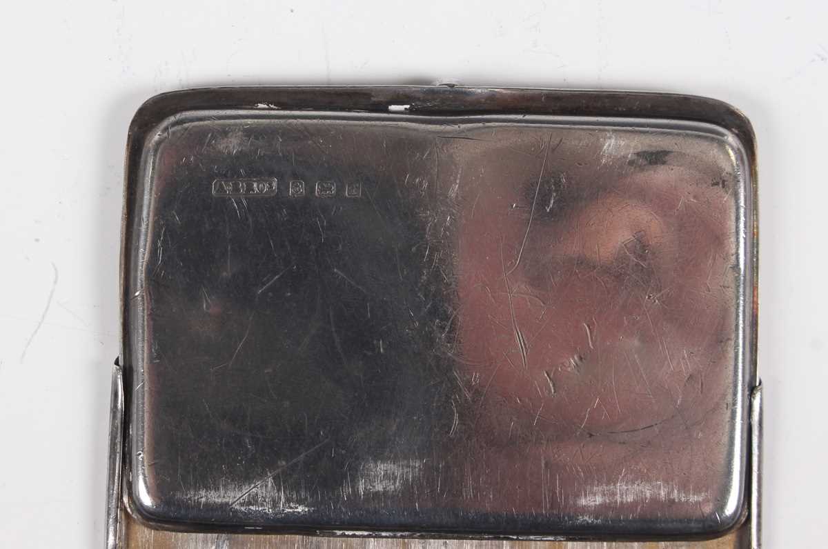 A mid-19th century Russian silver snuff box, 84 zolotnik, of rectangular form with curved ends, - Image 13 of 16