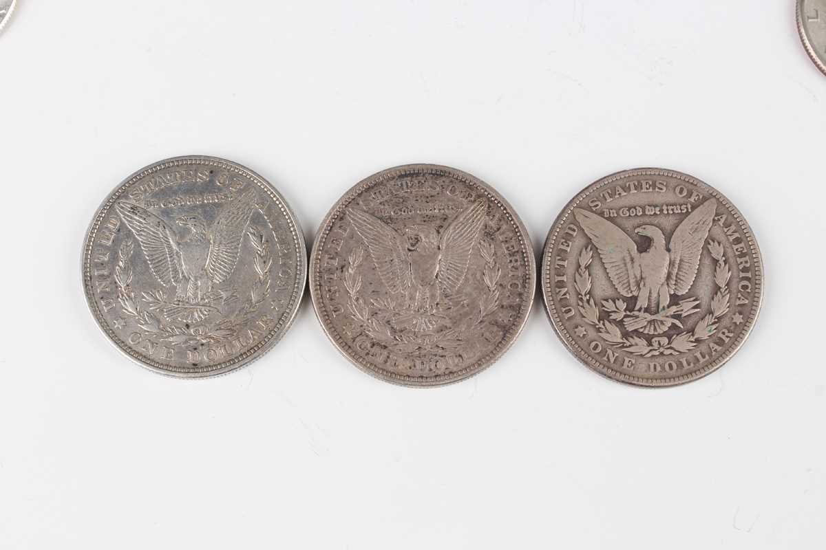 A group of USA Morgan dollars, including 1921 Denver Mint, a Large Head cent 1828 and a group of - Image 3 of 5