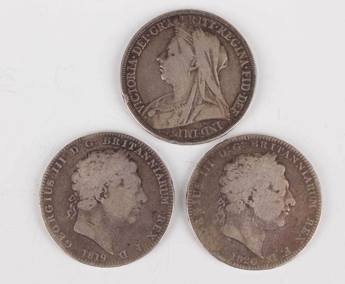 A small collection of coins and banknotes, including two George III crowns, 1819 and 1820, a - Image 2 of 6