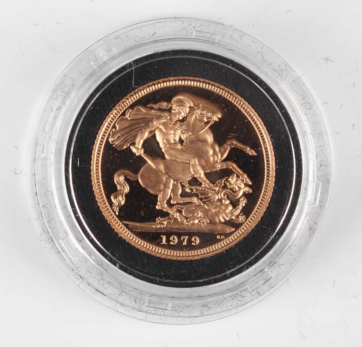 An Elizabeth II sovereign 1979, cased and boxed. - Image 3 of 4