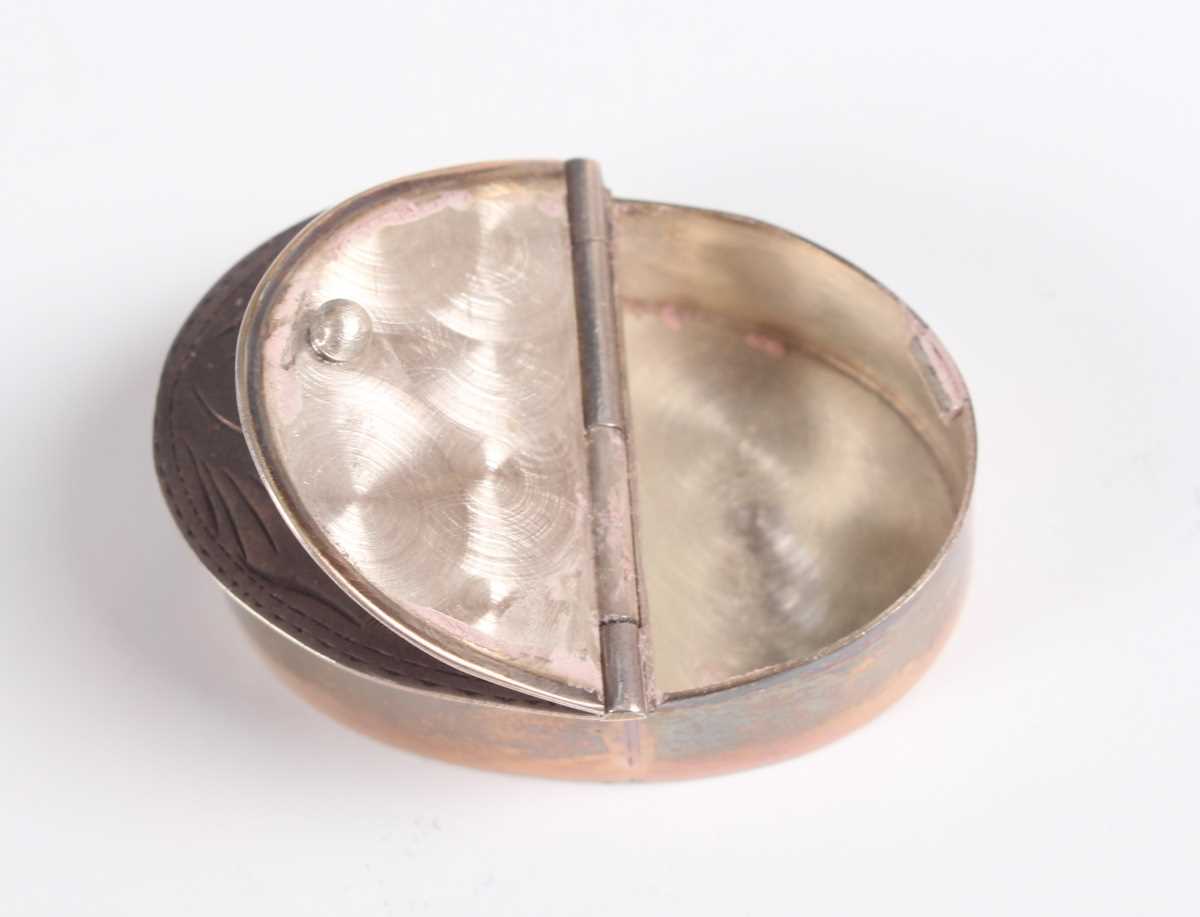 A group of fourteen silver pill and snuff boxes, including a circular pillbox with four hinged - Image 9 of 12