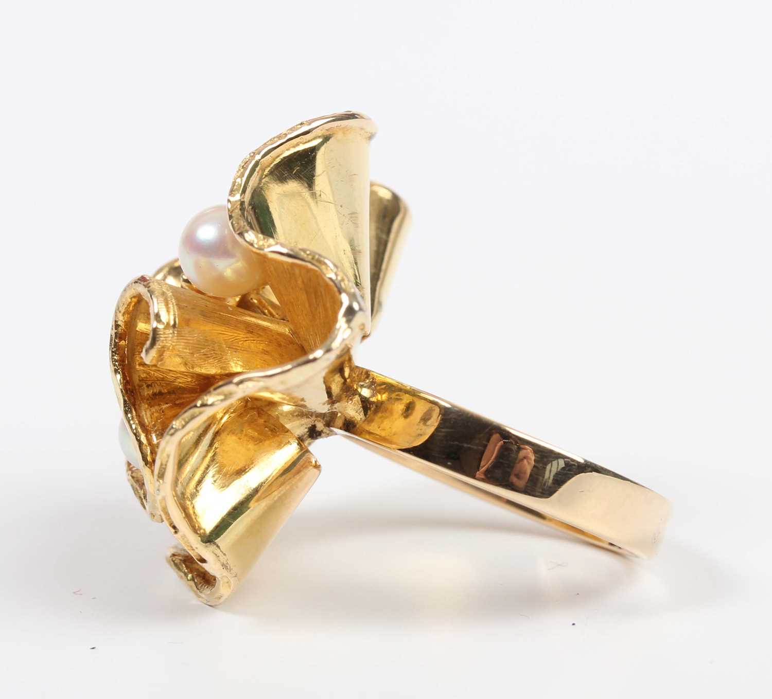 A gold, diamond and cultured pearl ring, mounted with two old cut diamonds and four cultured pearls, - Image 3 of 6
