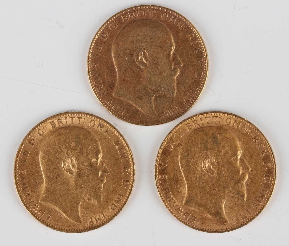 Three Edward VII sovereigns, comprising 1903, 1906 and 1909 Perth Mint.