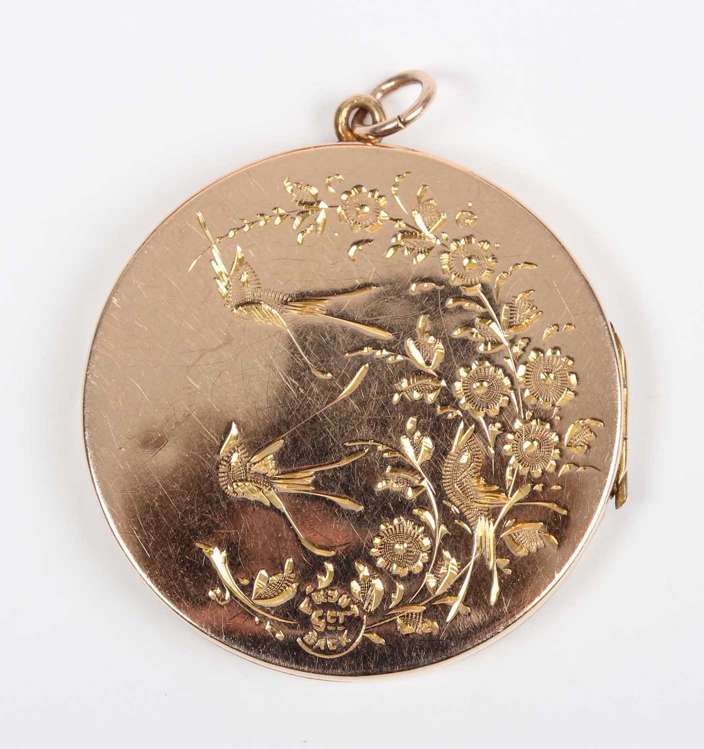 A gold back and front circular pendant locket, decorated with birds and floral sprays, detailed ‘9ct - Image 4 of 5