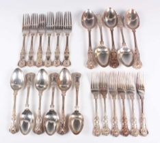 A Walker & Hall part canteen of plated Queen's pattern cutlery, comprising five tablespoons, six