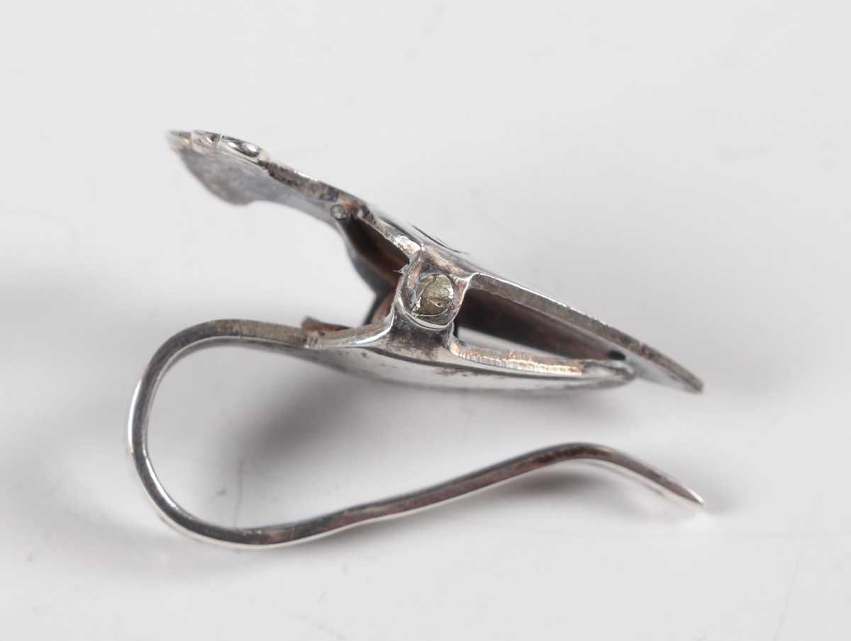 An Edwardian silver novelty bookmark in the form of a trowel, Birmingham 1904 by Crisford & - Image 7 of 7