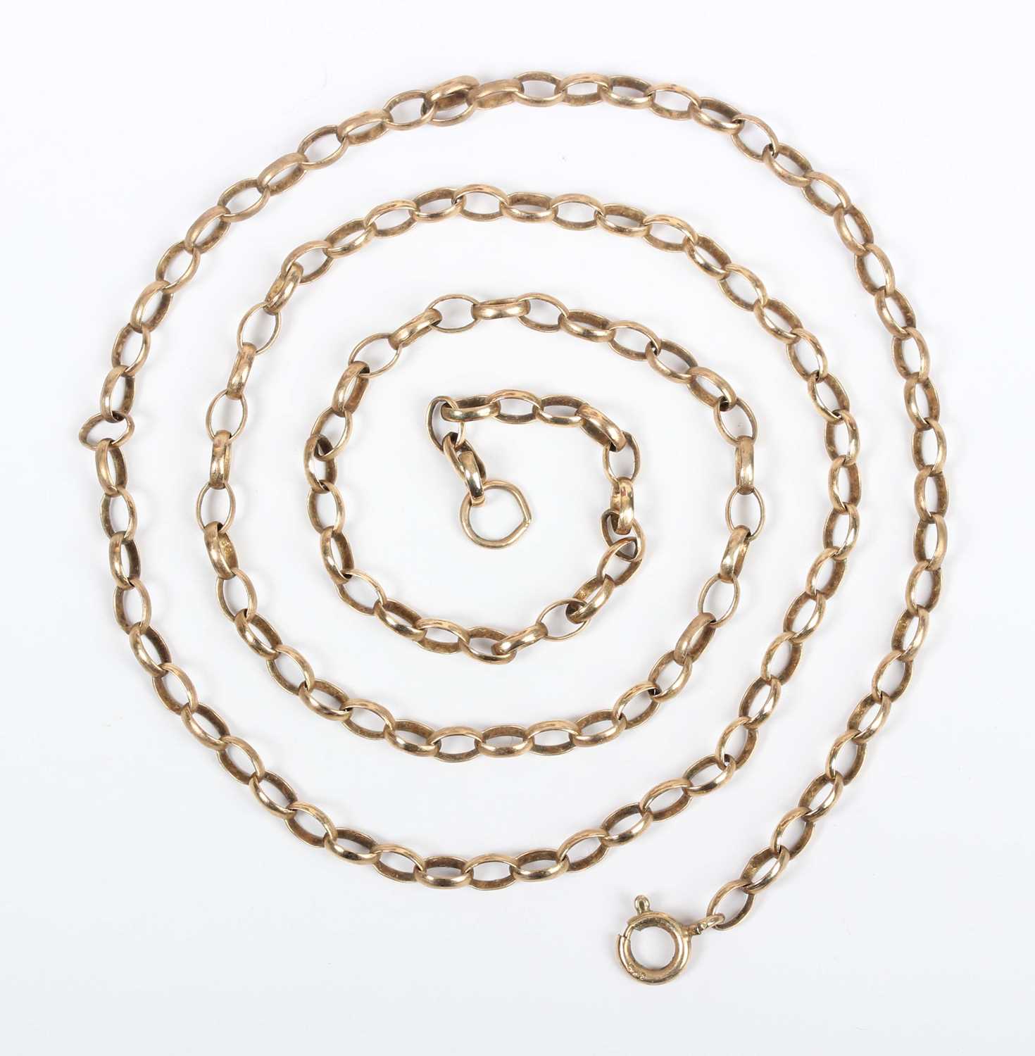 A 9ct gold oval link neckchain on a boltring clasp, London 1982, weight 9.8g, length 62.5cm.