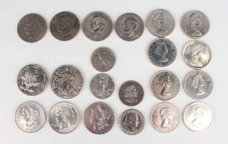 A large collection of USA coinage, including two Morgan dollars, 1879 and 1921, a Peace dollar 1924,