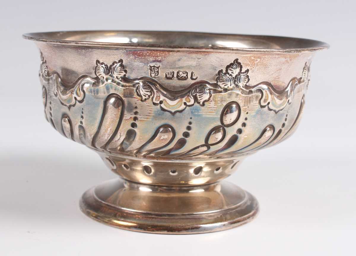 An Elizabeth II 'The Hugh Johnson Collection' silver cast decanter label, designed as the Pétrus - Image 7 of 9