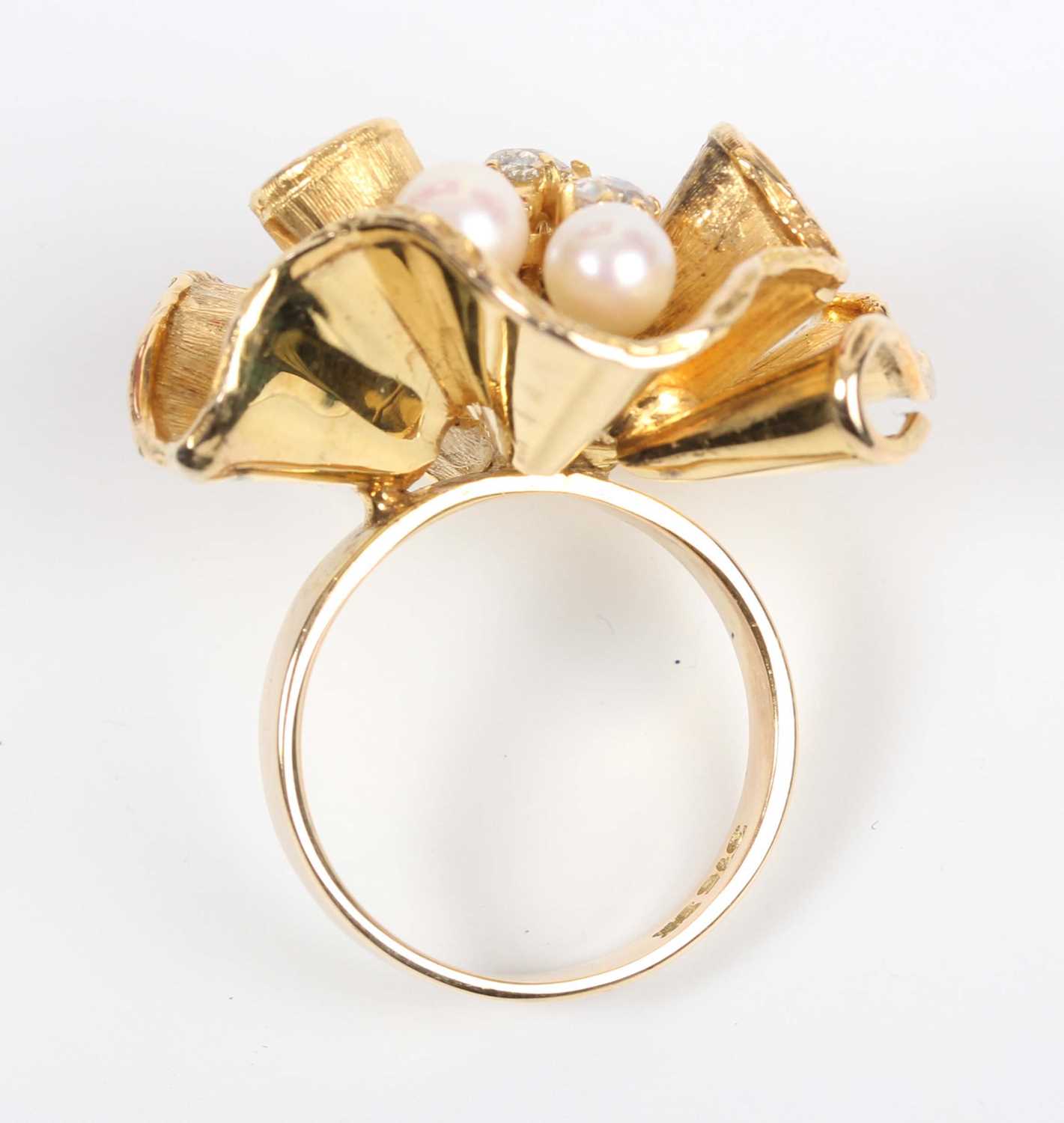A gold, diamond and cultured pearl ring, mounted with two old cut diamonds and four cultured pearls, - Image 5 of 6