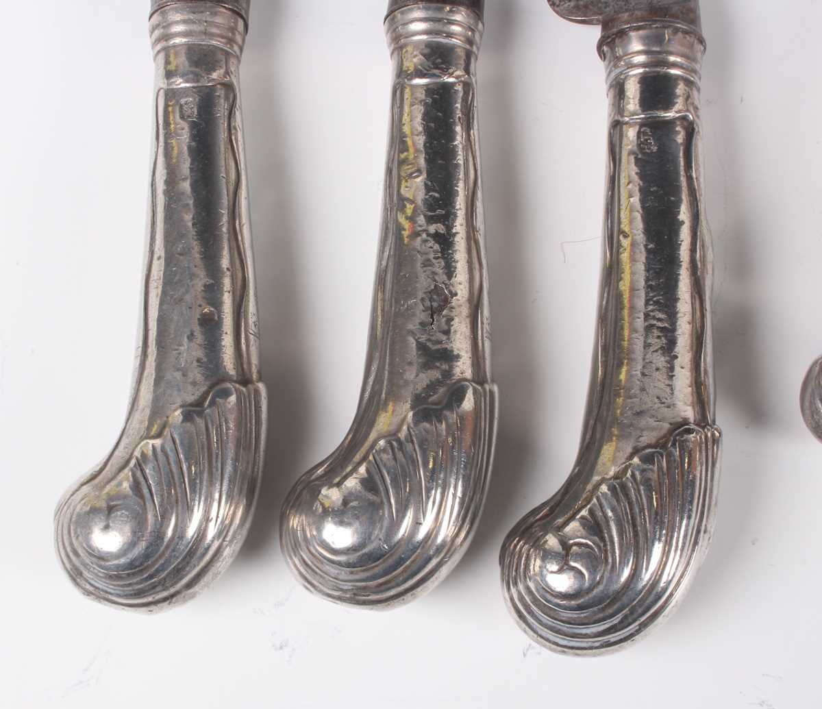 A set of six George V silver pistol handled two-pronged dinner forks, London 1928 by C.W. Fletcher & - Image 2 of 5