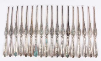 A set of eighteen early 20th century German .800 silver lobster picks, total weight 670g, length