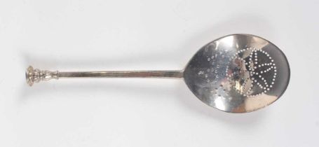 A James I provincial silver seal top spoon, probably East Anglian, the fig shaped bowl with later
