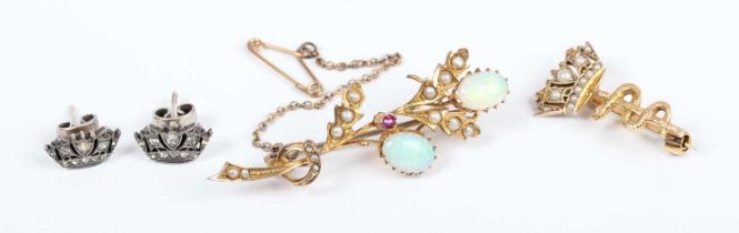 A 9ct gold and seed pearl brooch with a naval crown motif, weight 2.3g, width 2.4cm, a pair of