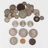 A George V half-sovereign 1911, a William IV half-crown, three Victoria Jubilee Head shillings and a