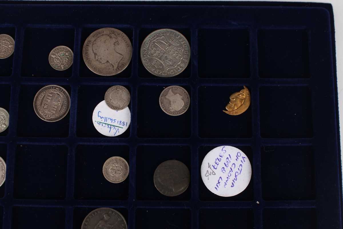 A Victoria Jubilee Head crown 1889 and a collection of other coins and tokens, including an - Image 5 of 9