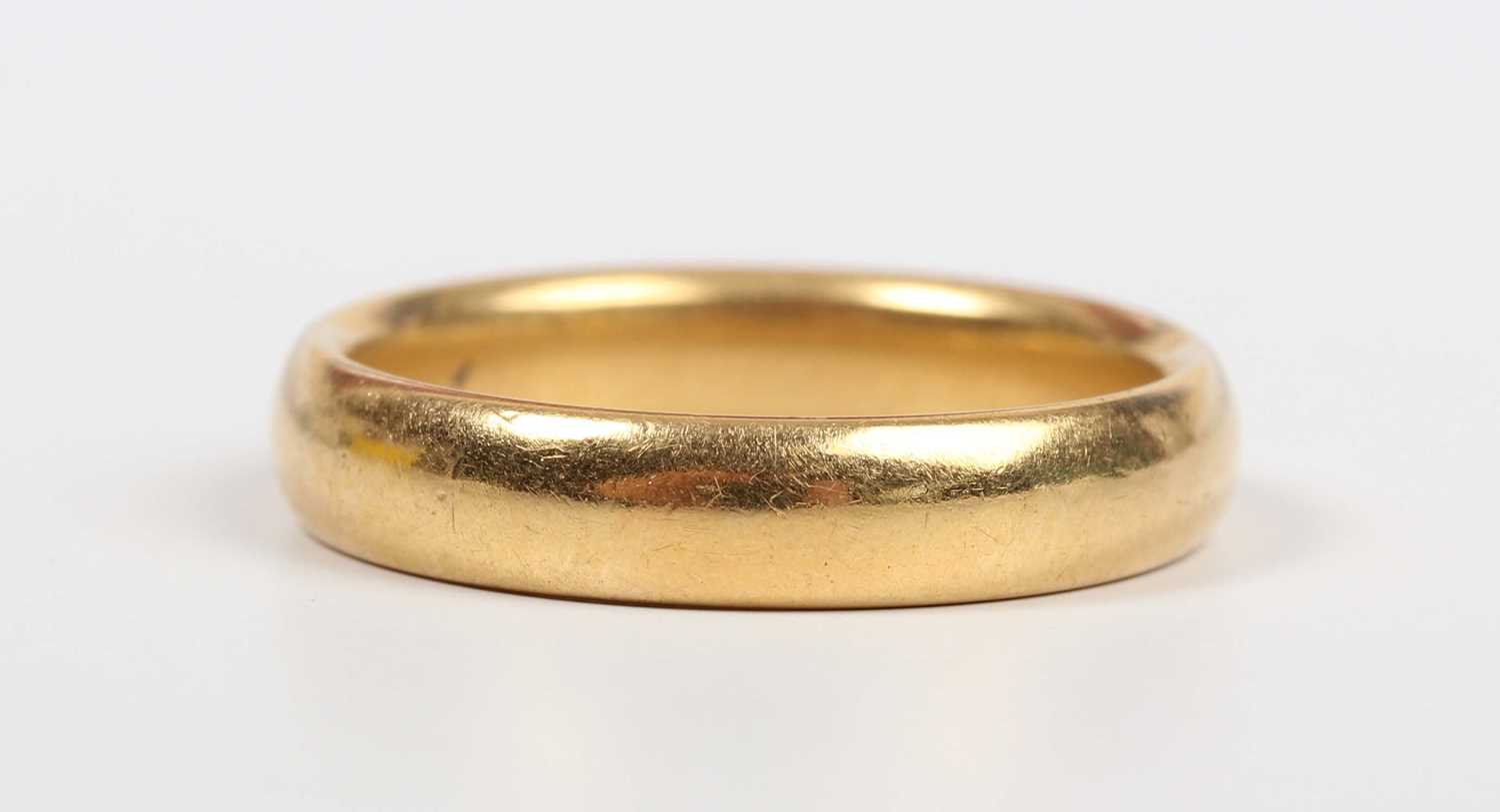 A 22ct gold wedding ring, London 1968, weight 7g, ring size approx P. - Image 2 of 4