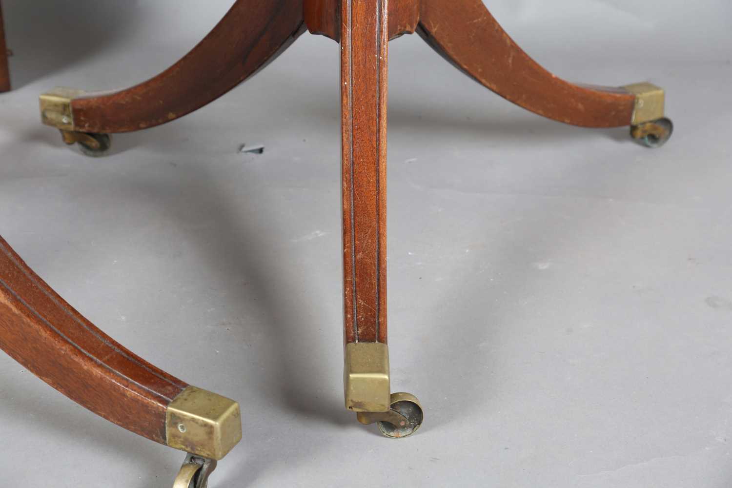 A set of eight Edwardian mahogany pierced splat back dining chairs, the backs inlaid with scallop - Image 31 of 32