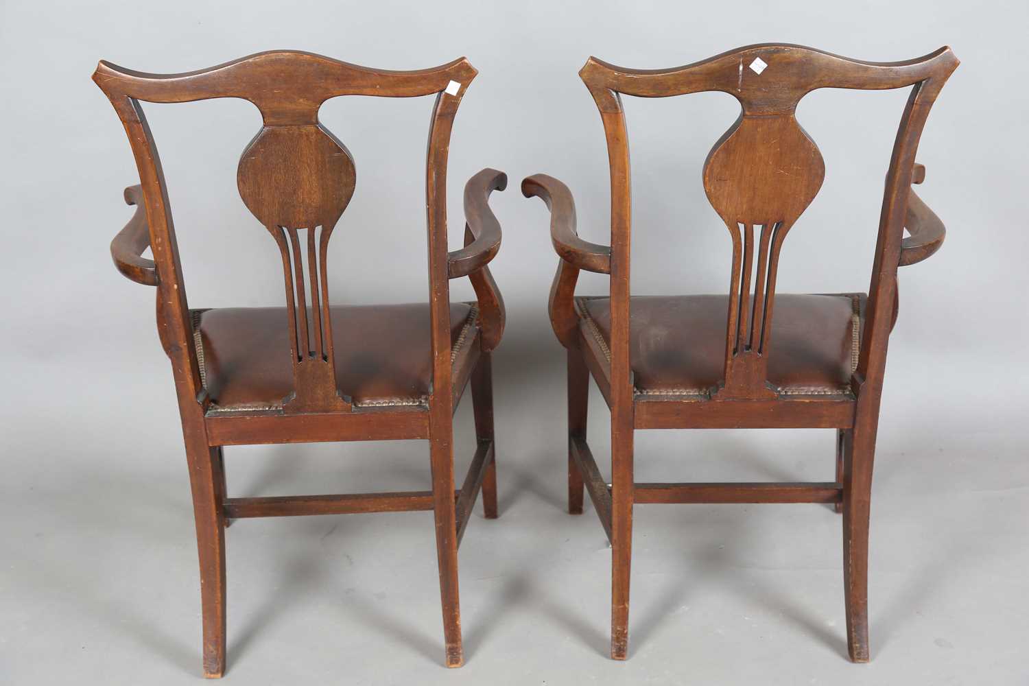 A set of eight Edwardian mahogany pierced splat back dining chairs, the backs inlaid with scallop - Image 10 of 32