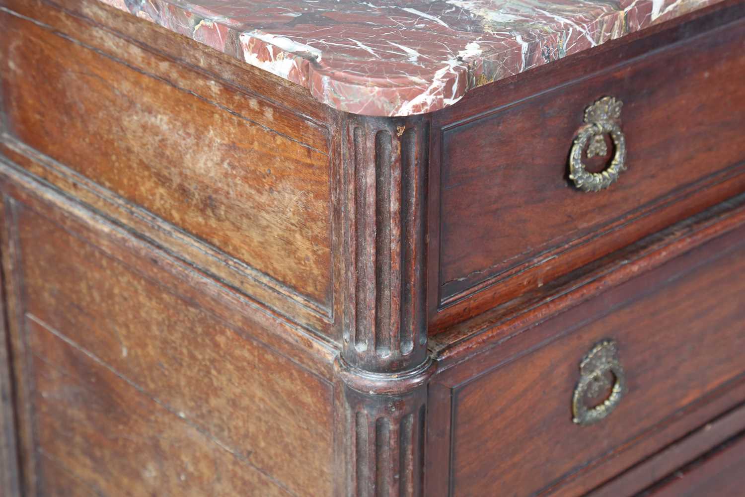 A late 18th century French Louis XVI period walnut three-drawer commode with a rouge marble top - Image 4 of 11