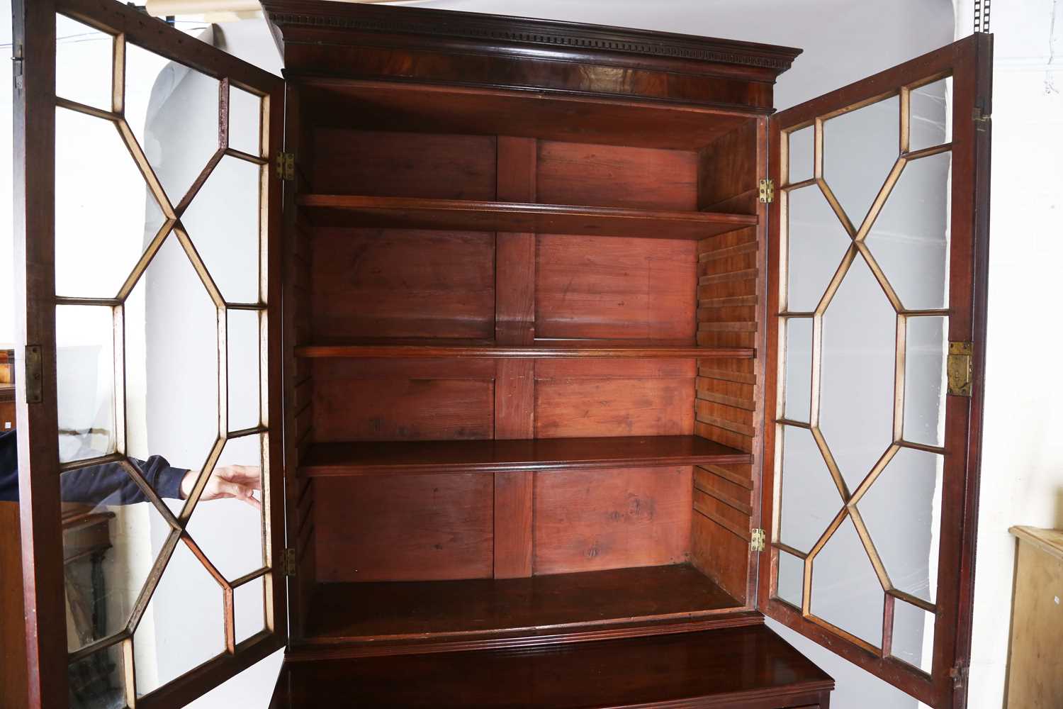 A good George III figured mahogany narrow secrétaire bookcase cabinet, the glazed top above a - Image 3 of 12