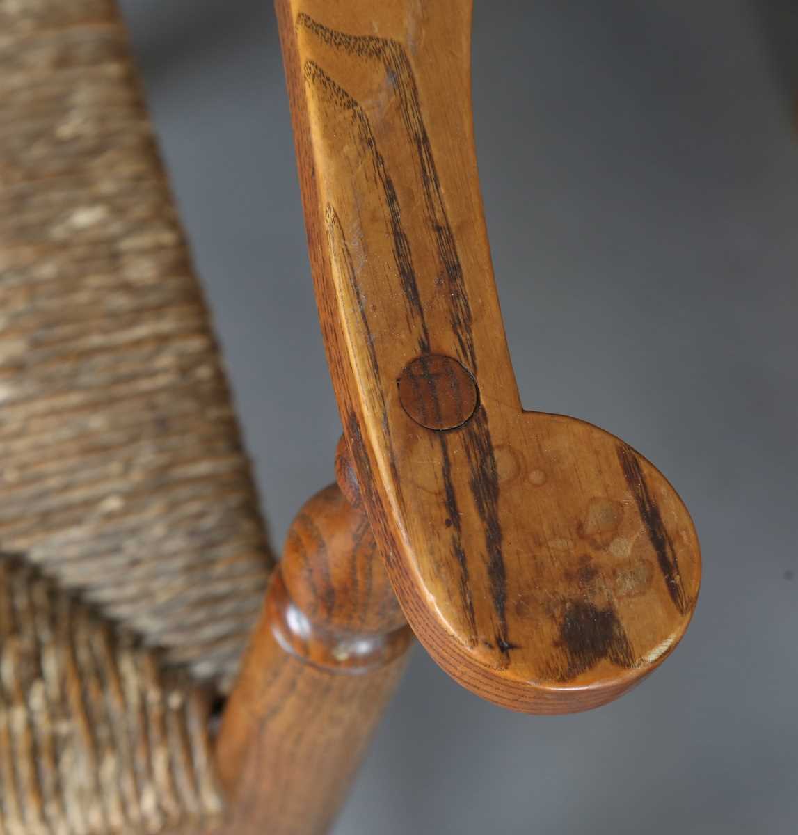 A set of six early 20th century Arts and Crafts ash framed ladder back chairs, in the manner of - Image 5 of 15