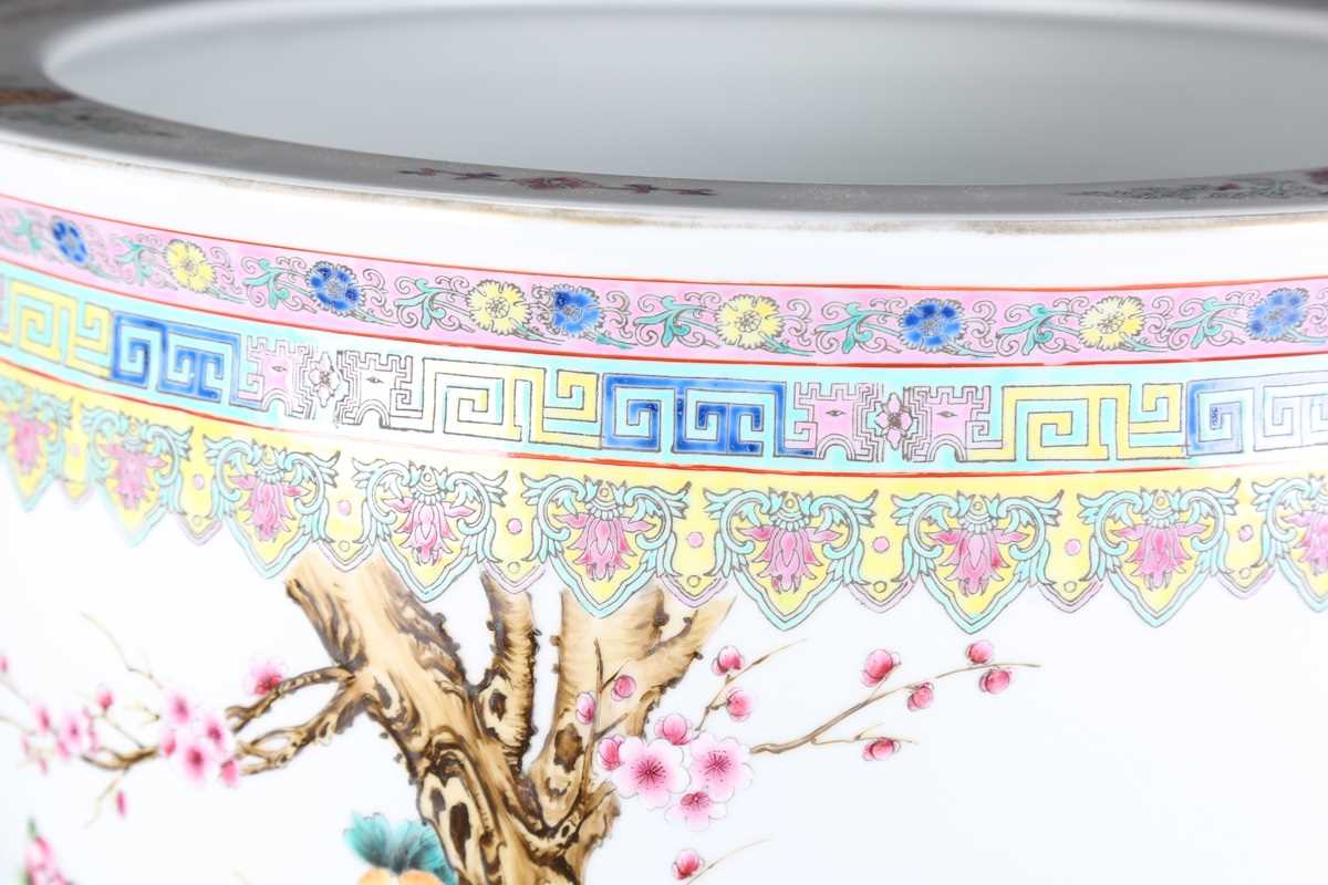 A large Chinese porcelain jardinière stand, painted with birds and flowers, height 44cm, diameter - Image 6 of 16