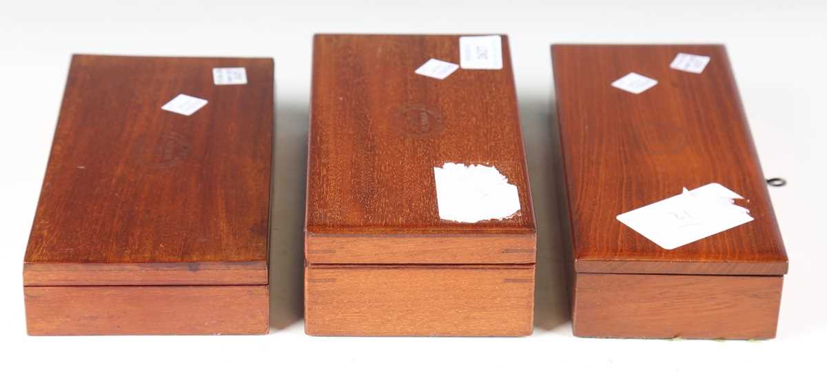 An early 20th century mahogany cased artist's box by Reeves & Sons, awarded by the Science and Art - Image 15 of 15