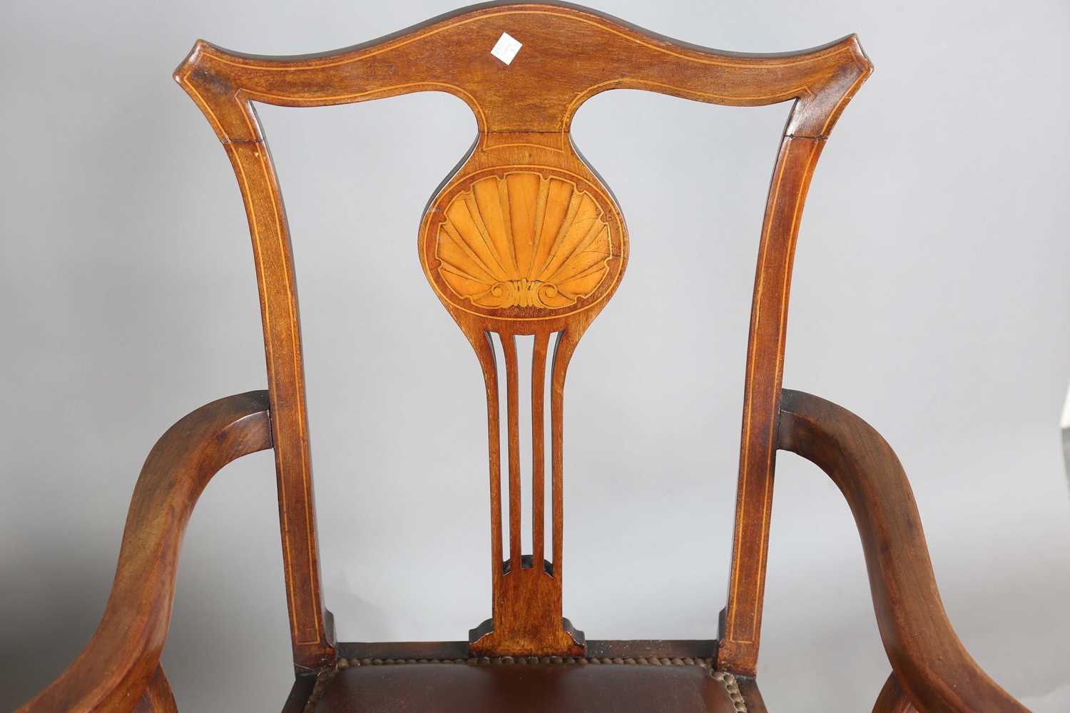 A set of eight Edwardian mahogany pierced splat back dining chairs, the backs inlaid with scallop - Image 7 of 32