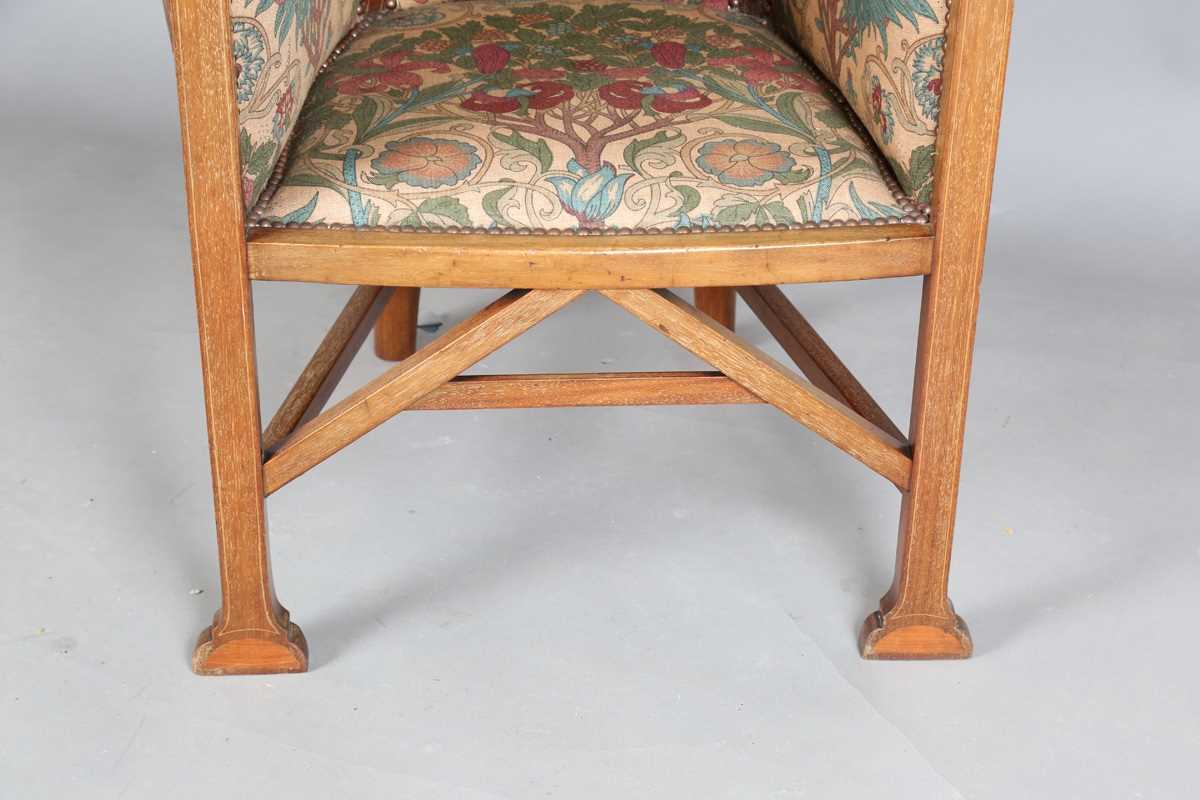 An Edwardian Arts and Crafts mahogany framed armchair, in the manner of G.M. Ellwood and possibly - Bild 9 aus 14