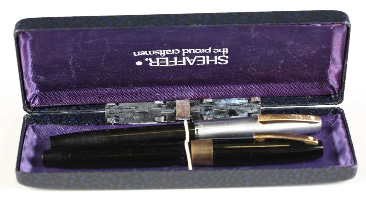 A Waterman blue cased fountain pen, boxed, two Sheaffer fountain pens and a silver propelling pencil - Image 12 of 17