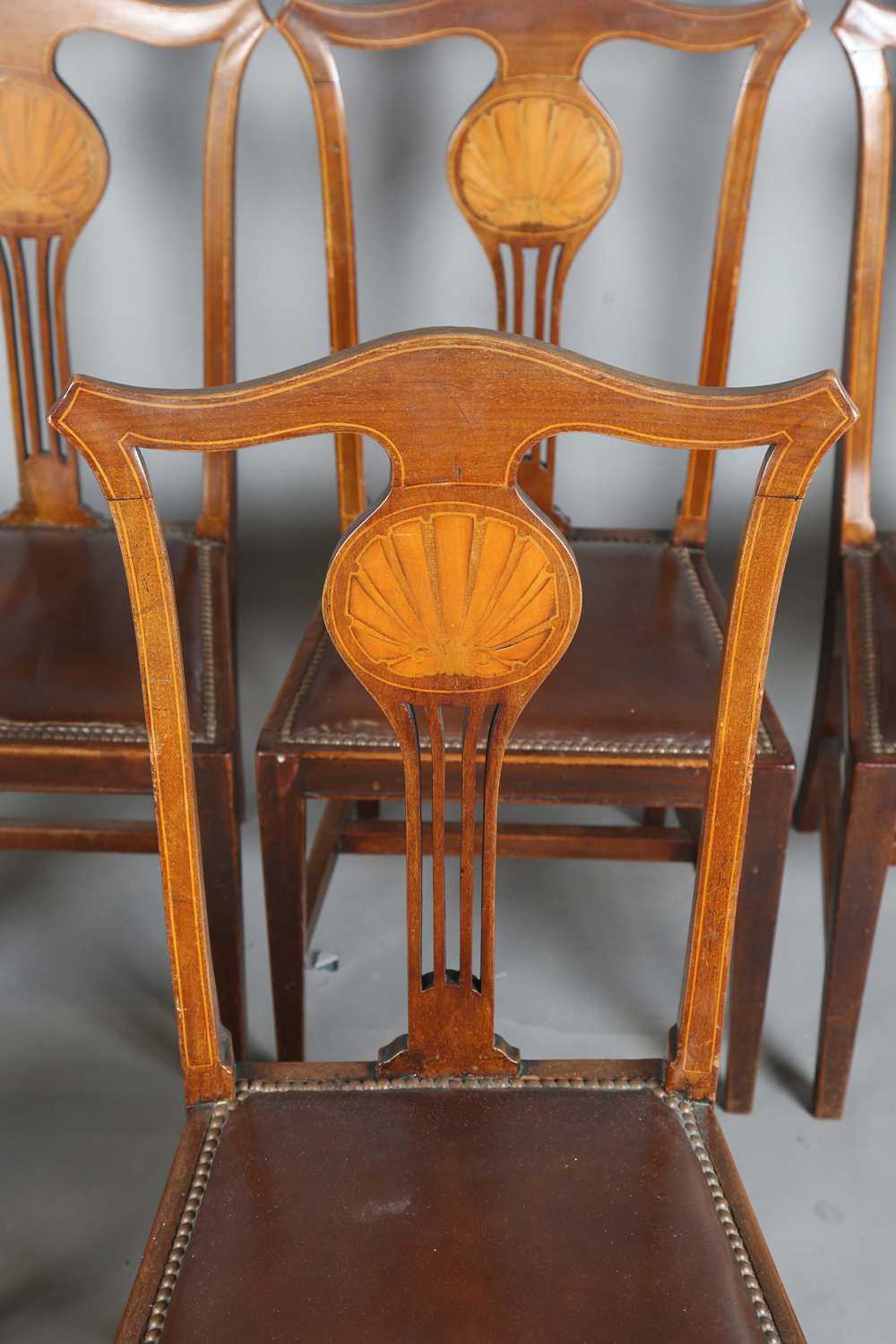 A set of eight Edwardian mahogany pierced splat back dining chairs, the backs inlaid with scallop - Image 26 of 32