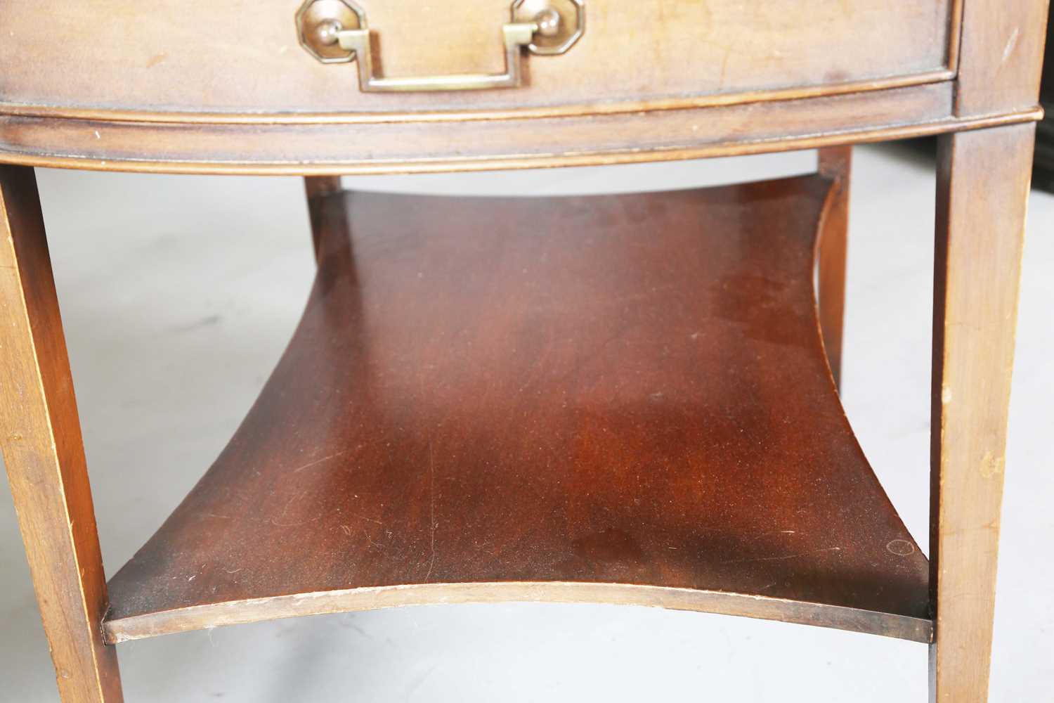 A pair of 20th century mahogany reproduction bowfront lamp or bedside tables, each chequer banded - Image 8 of 13