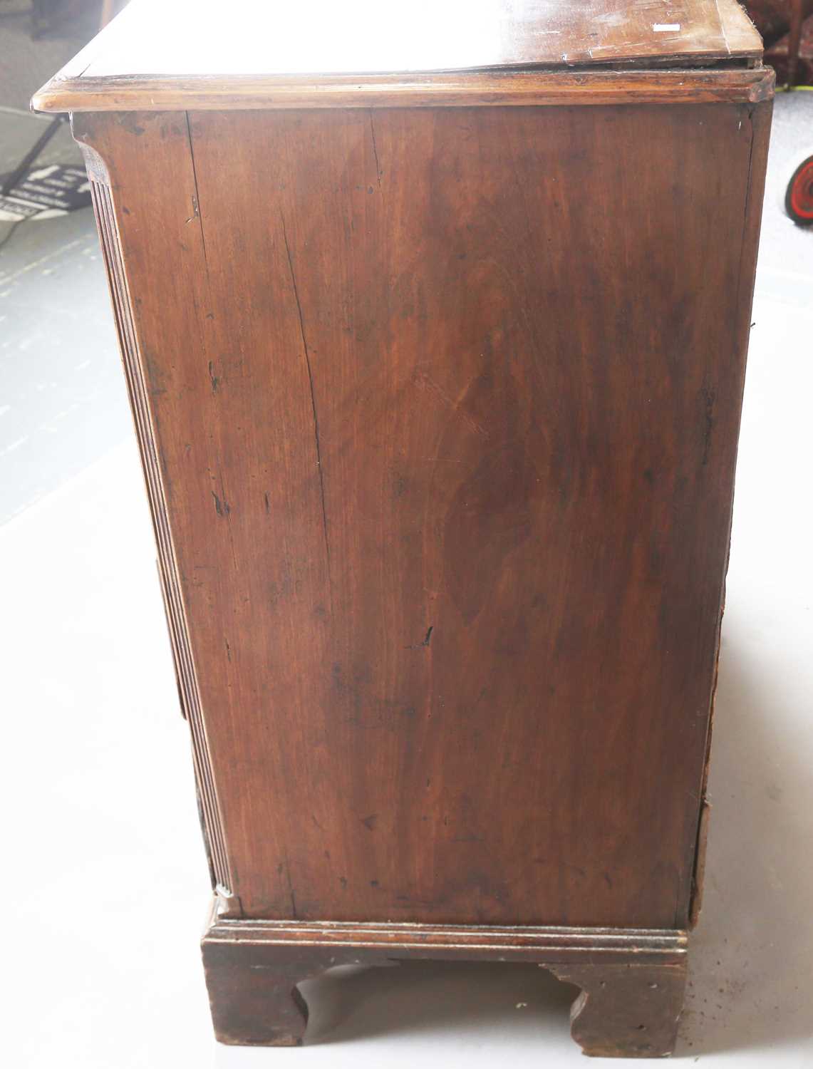 An early George III mahogany chest of oak-lined drawers, height 110cm, width 111cm, depth 51cm ( - Image 8 of 8