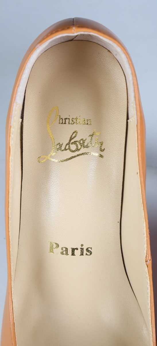 A pair of Christian Louboutin tan leather high-heeled lady's shoes, size 39. - Image 4 of 18