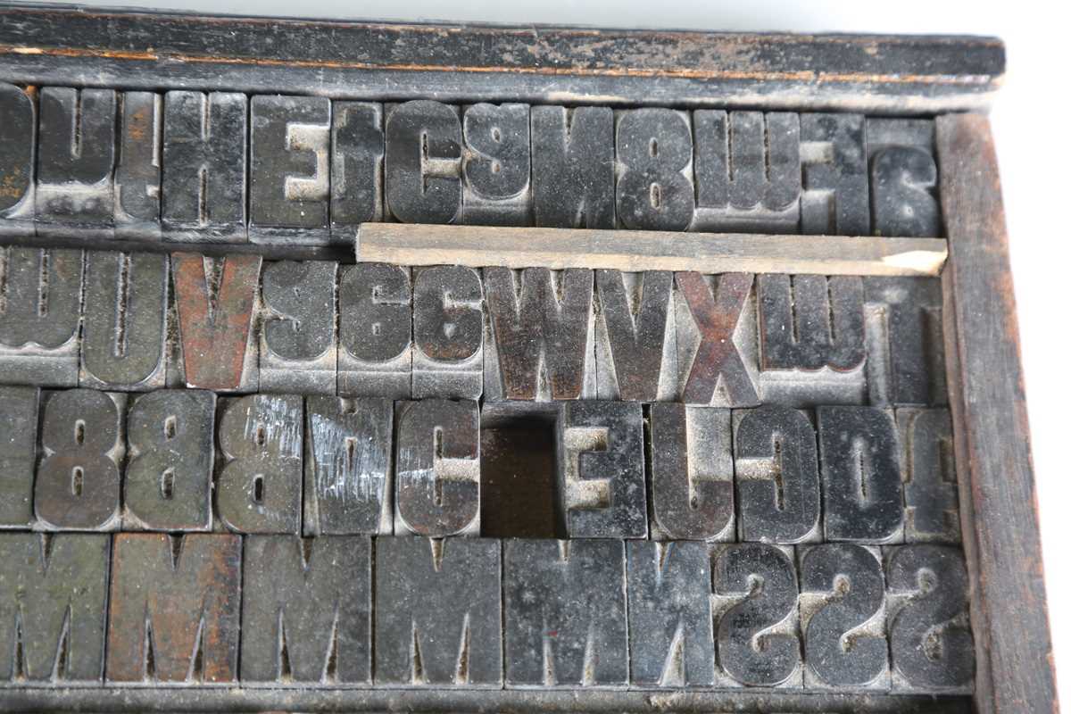 A group of early 20th century carved hardwood letterpress printing blocks, contained within a - Image 3 of 10