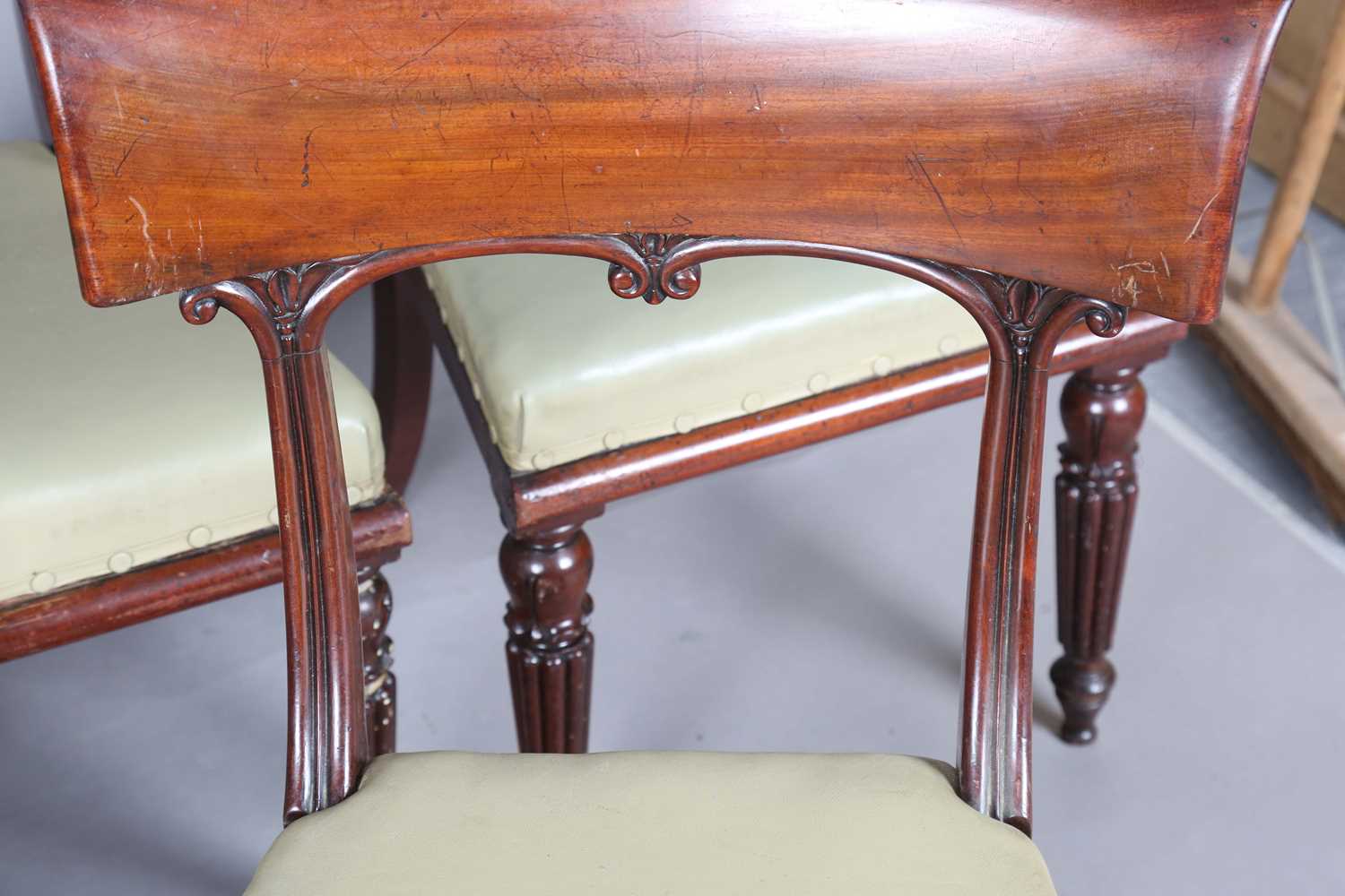 A set of six William IV mahogany bar back dining chairs with tulip cusp and reeded tapering legs, - Image 3 of 9