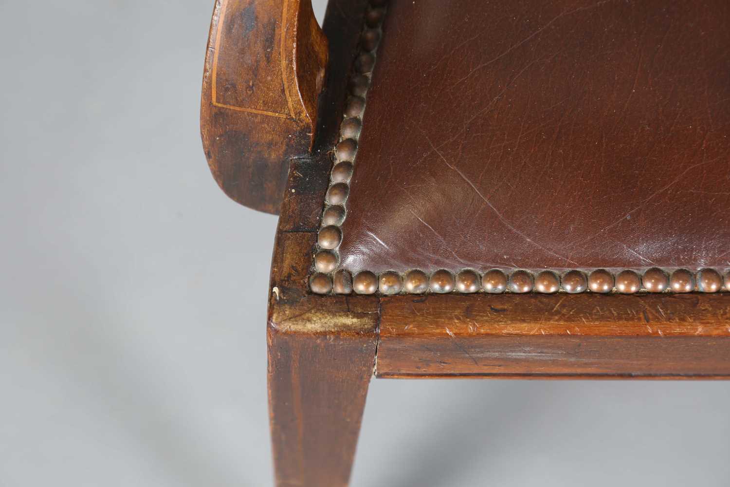A set of eight Edwardian mahogany pierced splat back dining chairs, the backs inlaid with scallop - Image 5 of 32