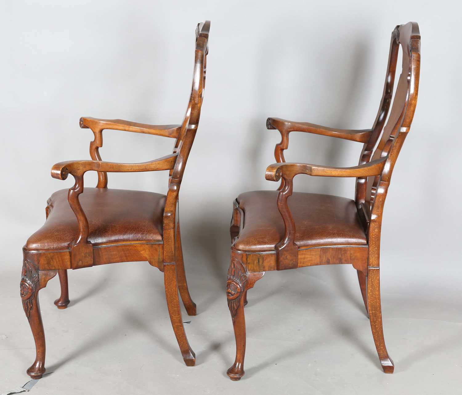 A pair of early 20th century Queen Anne style walnut vase back elbow chairs with brown leather - Image 15 of 19